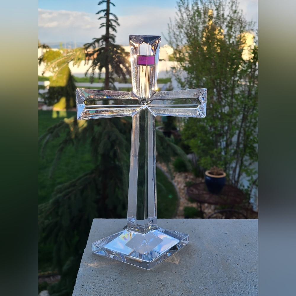 Marquis by Waterford 10" Crystal Cross